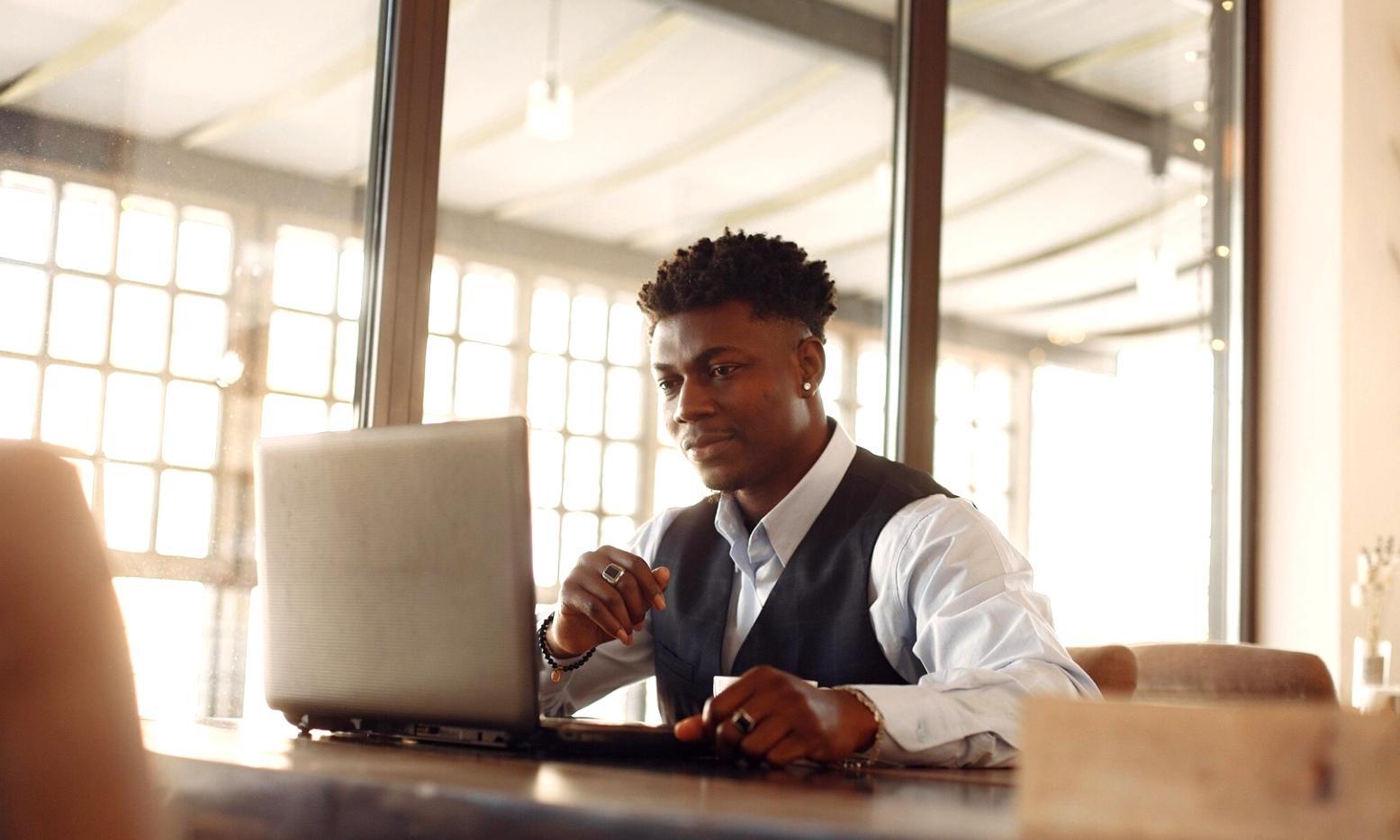 Équipe pédagogique en session de formation